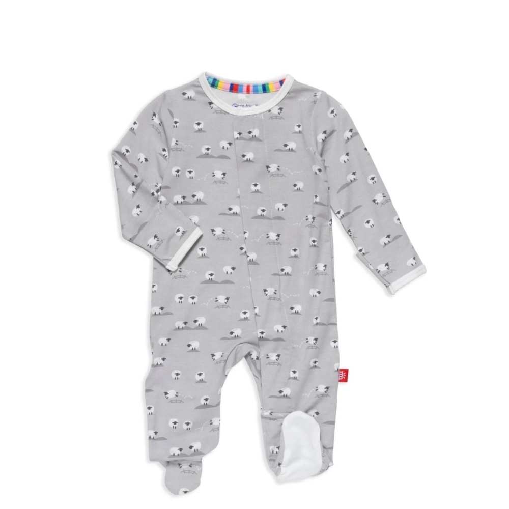 Magnetic Me footies 0-3 months sheep